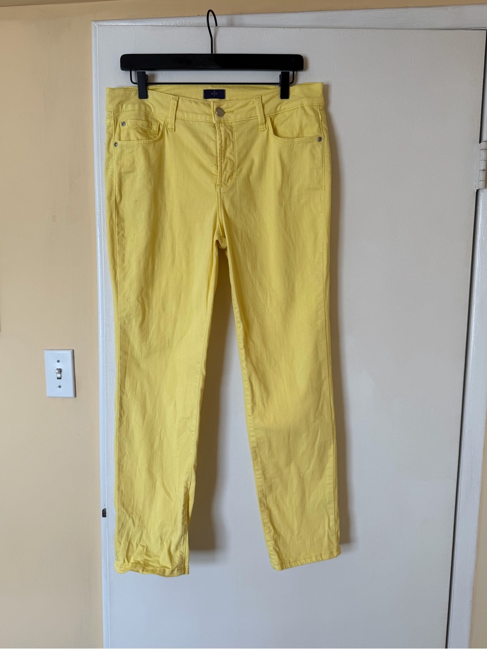 NYDJ ankle jeans - size 10 - EUC